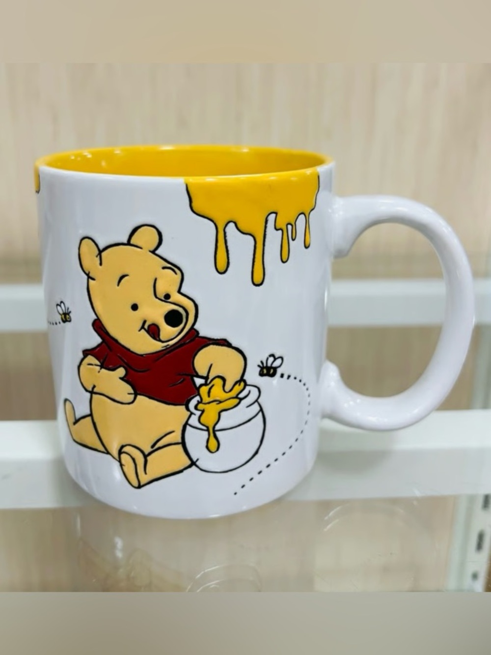 Winnie the Pooh Ceramic Mug with Honey Drip Design - Yellow & White